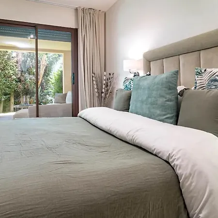 Nueva Andalucia Flat With Pool By Costarentals - M33 *
